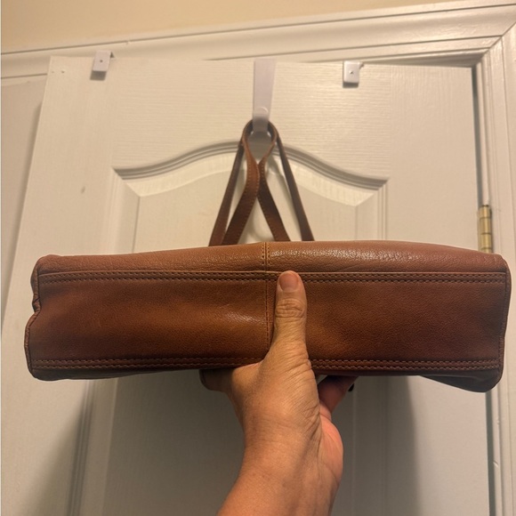 Spikes & Sparrow Cognac Leather Laptop Tote Bag. - Picture 16 of 16